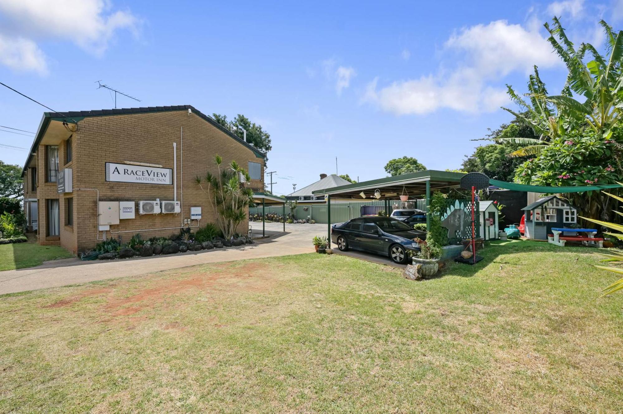 Raceview Motor Inn Toowoomba Exterior photo